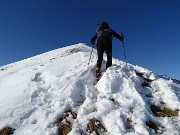 35 Da qui calziamo i ramponcini ...necessari
